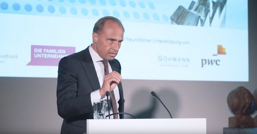 Vortrag von Dr. Ralf Utermöhlen über Nachhaltigkeit Vortrag von Dr. Ralf Utermöhlen über Nachhaltigkeit